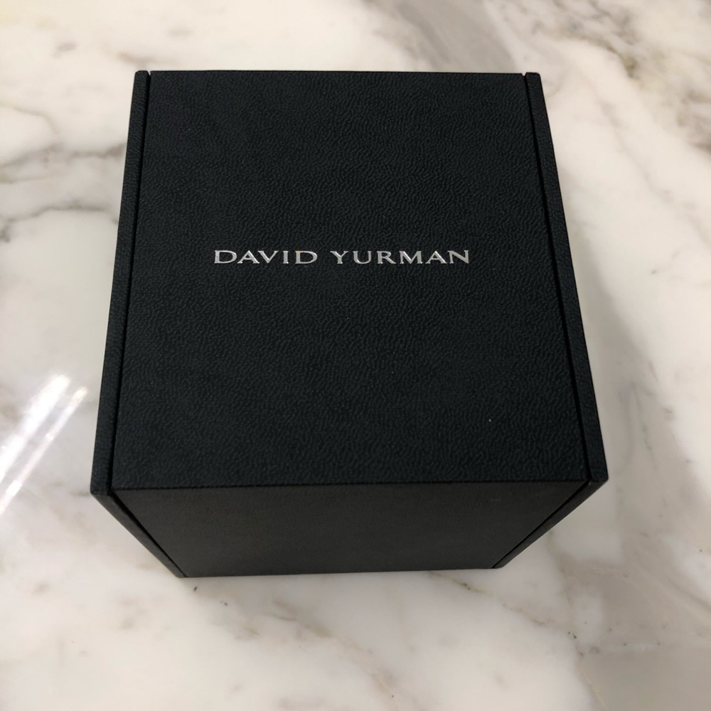 NEW NEVER WORN DAVID YURMAN CABLE BRACELET - Picture 3 of 6